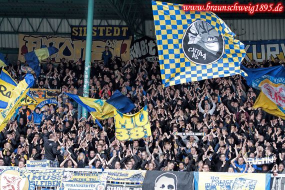 Eintracht Braunschweig vs FC Ingolstadt 04 (0-0) (12)