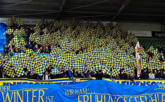 SpVgg Fürth vs Eintracht Braunschweig (1-2) (4)