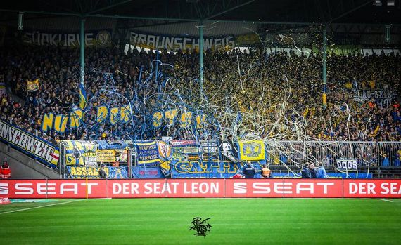 Eintracht Braunschweig vs Karlsruher SC (0-2) (1)