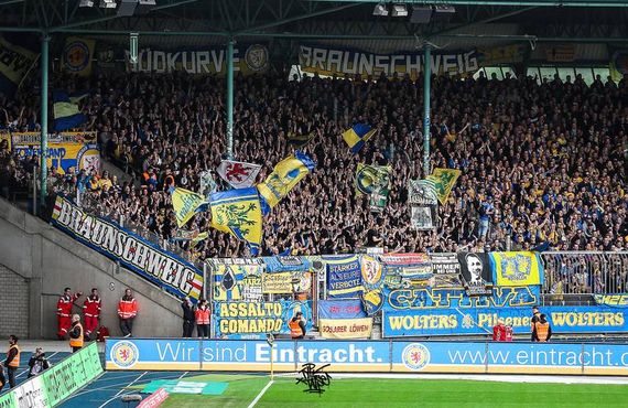 Eintracht Braunschweig vs Karlsruher SC (0-2) (5)