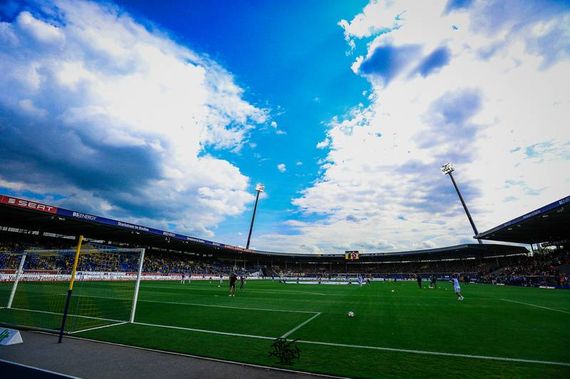 Eintracht Braunschweig vs Karlsruher SC (0-2) (12)