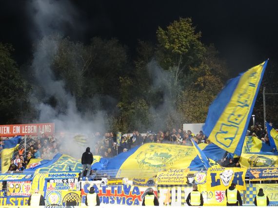 Würzburger Kickers vs Eintracht Braunschweig (0-1) (1)
