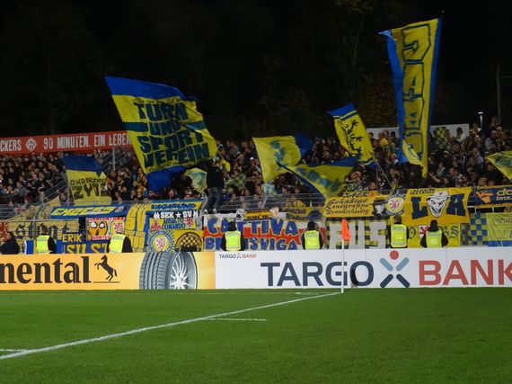 Würzburger Kickers vs Eintracht Braunschweig (0-1) (9)