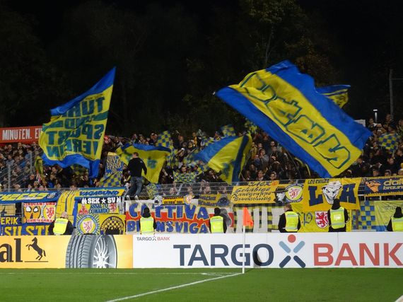 Würzburger Kickers vs Eintracht Braunschweig (0-1) (17)