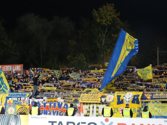 Würzburger Kickers vs Eintracht Braunschweig (0-1) (18)