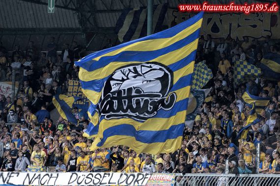 Eintracht Braunschweig vs FC Sevilla (1-2) (3)