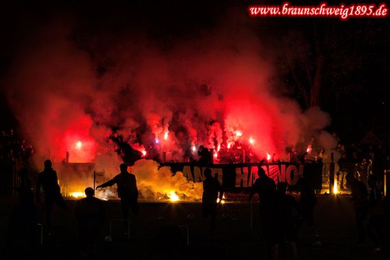 Eintracht Braunschweig vs Hannover 96 (2-2) (15)