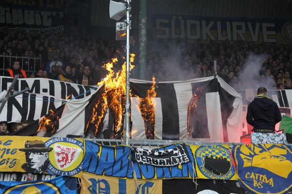 Eintracht Braunschweig vs Hannover 96 (2-2) (22)