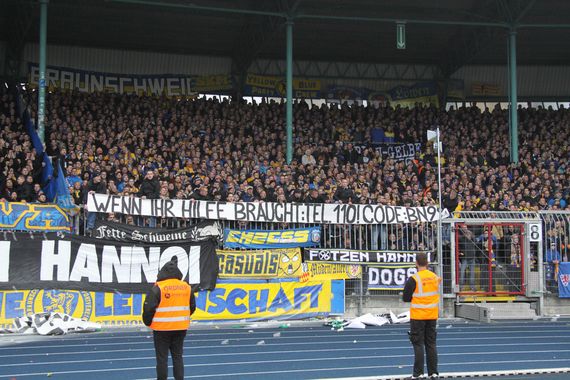 Eintracht Braunschweig vs Hannover 96 (2-2) (27)