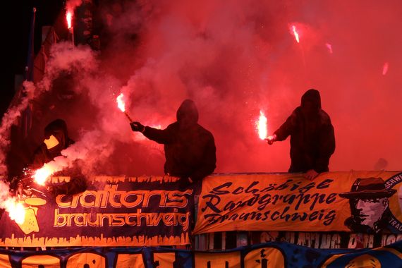 Eintracht Braunschweig vs Hannover 96 (2-2) (47)