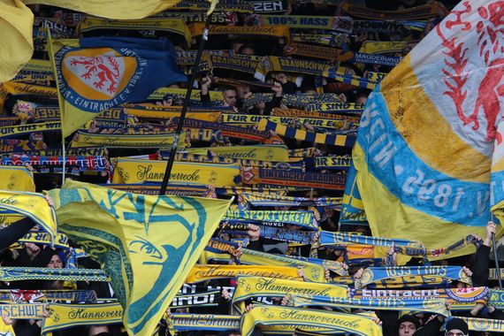 Eintracht Braunschweig vs Hannover 96 (2-2) (50)