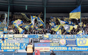 Eintracht Braunschweig vs FC St. Pauli (1-2)