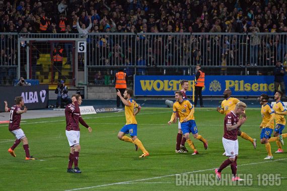 Eintracht Braunschweig vs Dynamo Dresden (1-0) (15)