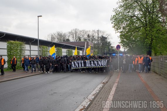 Hannover 96 vs Eintracht Braunschweig (1-0) (4)