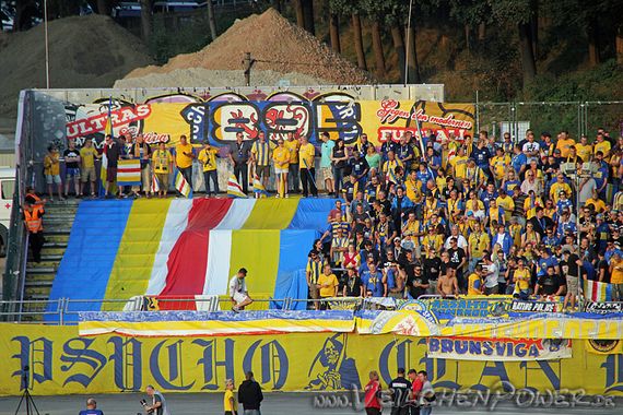 FC Erzgebirge Aue vs Eintracht Braunschweig (0-2) (1)
