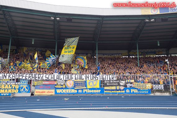 Eintracht Braunschweig vs SV Sandhausen (2-1) (11)