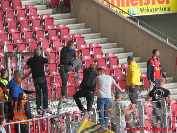 VfB Stuttgart vs Eintracht Braunschweig (2-0) (8)