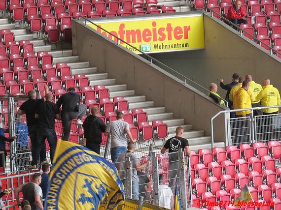 VfB Stuttgart vs Eintracht Braunschweig (2-0) (9)