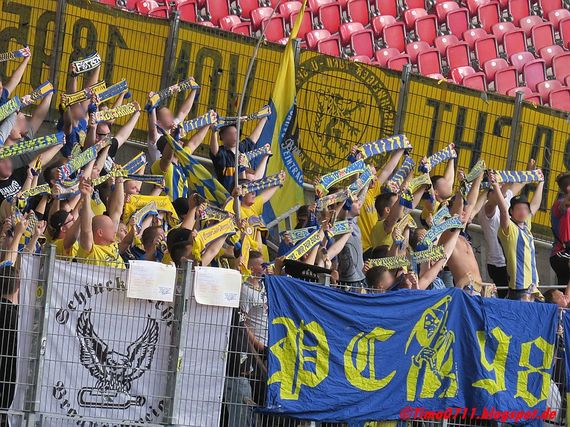 VfB Stuttgart vs Eintracht Braunschweig (2-0) (13)