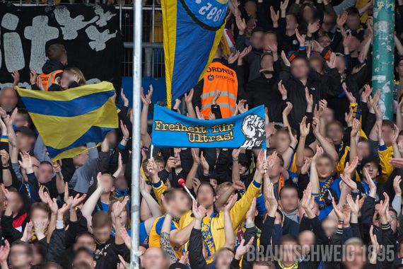 Eintracht Braunschweig vs VfL Bochum (1-0) (8)
