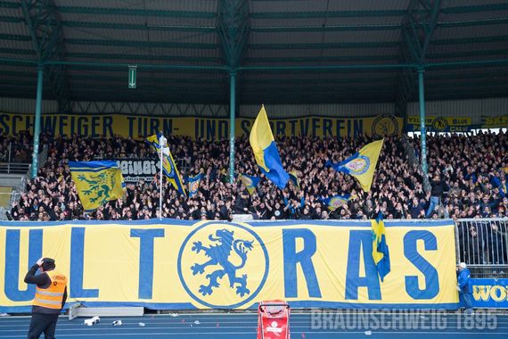 Eintracht Braunschweig vs 1. FC Nürnberg (2-3) (3)
