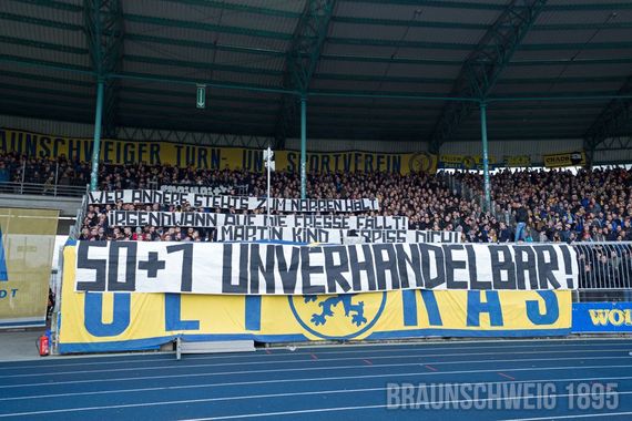Eintracht Braunschweig vs 1. FC Nürnberg (2-3) (4)