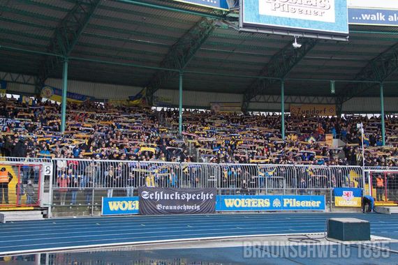 Eintracht Braunschweig vs 1. FC Nürnberg (2-3) (13)