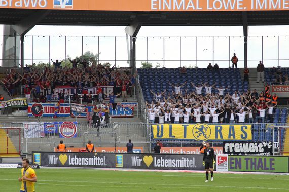 Eintracht Braunschweig vs 1. FC Heidenheim 1846 (2-0) (6)