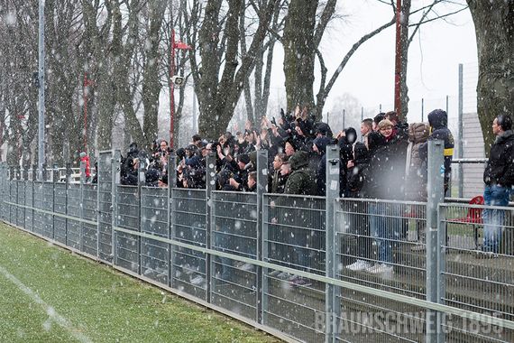 Eintracht Braunschweig vs 1. FC Kaiserslautern (1-2) (1)