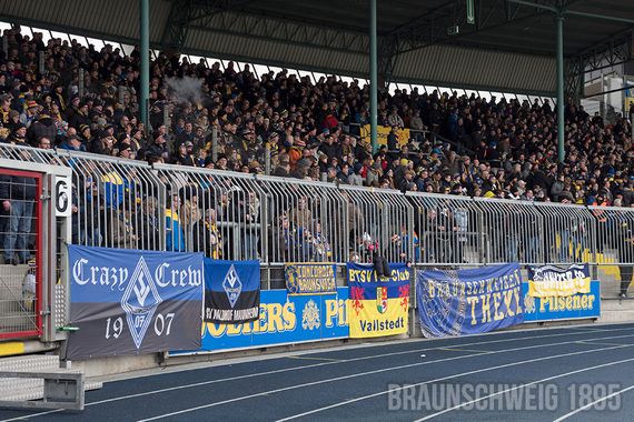 Eintracht Braunschweig vs 1. FC Kaiserslautern (1-2) (3)