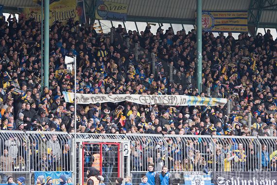 Eintracht Braunschweig vs 1. FC Kaiserslautern (1-2) (14)