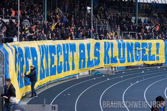 Eintracht Braunschweig vs 1. FC Kaiserslautern (1-2) (21)