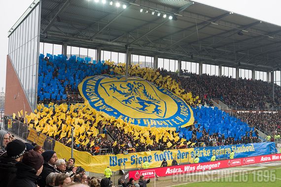 FC St. Pauli vs Eintracht Braunschweig (0-0) (7)