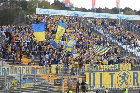 SV Darmstadt 98 vs Eintracht Braunschweig (1-1) (3)