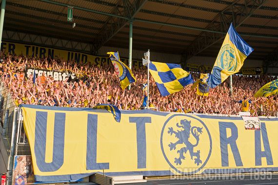 Eintracht Braunschweig vs DSC Arminia Bielefeld (0-0) (5)