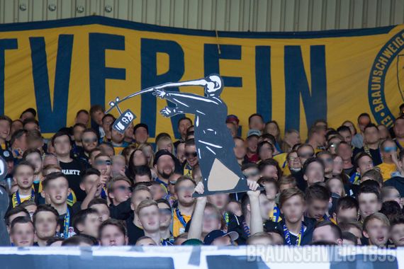 Eintracht Braunschweig vs SV Sandhausen (1-1) (8)