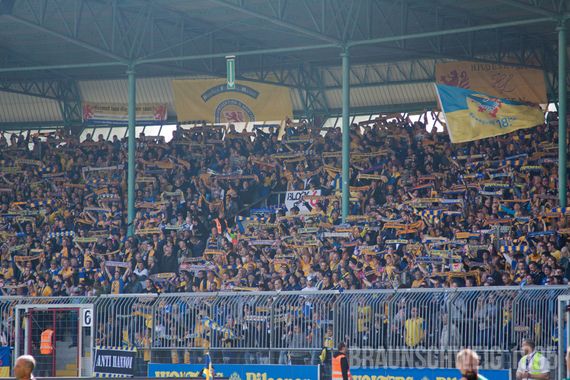 Eintracht Braunschweig vs SV Sandhausen (1-1) (17)