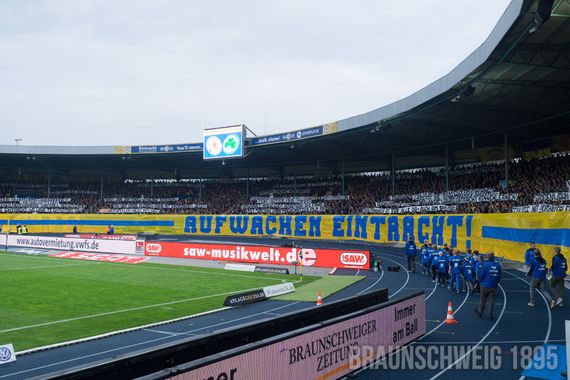 Eintracht Braunschweig vs SpVgg Fürth (3-0) (13)
