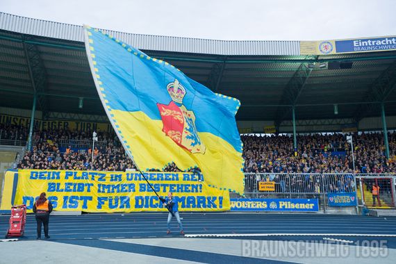 Eintracht Braunschweig vs SpVgg Fürth (3-0) (19)