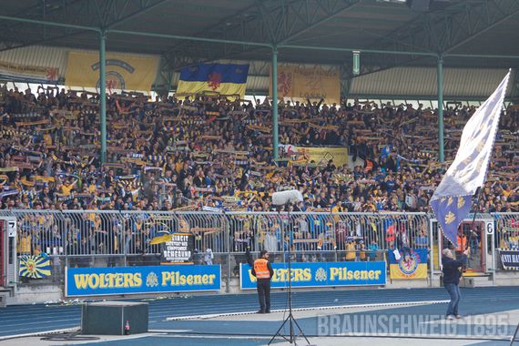 Eintracht Braunschweig vs FC St. Pauli (0-1) (1)
