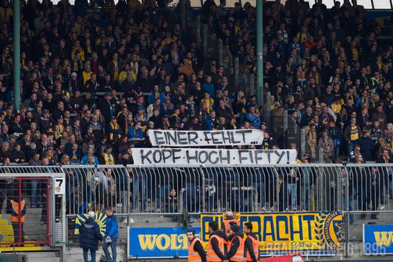 Eintracht Braunschweig vs KFC Uerdingen 05 (0-2) (17)