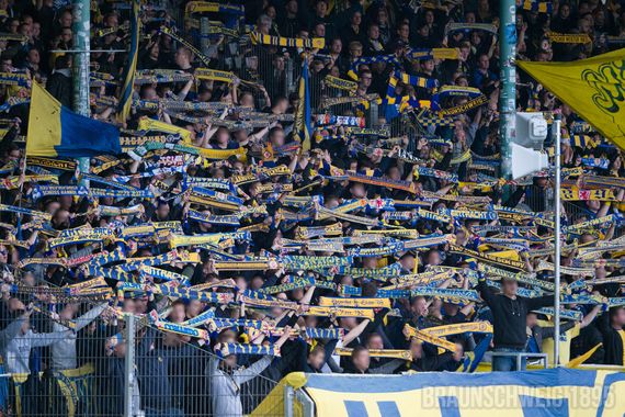 Eintracht Braunschweig vs KFC Uerdingen 05 (0-2) (22)