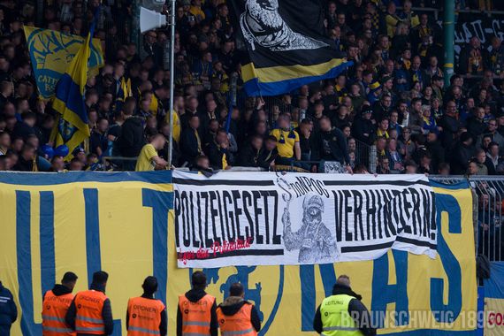 Eintracht Braunschweig vs KFC Uerdingen 05 (0-2) (23)