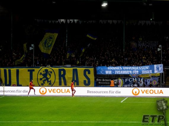 Eintracht Braunschweig vs Hallescher FC (0-1) (8)