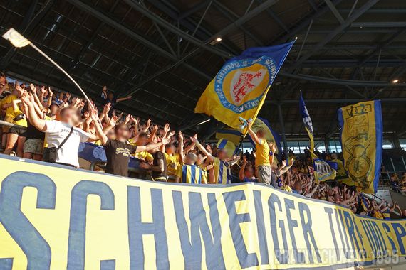 FC Hansa Rostock vs Eintracht Braunschweig (2-0) (2)