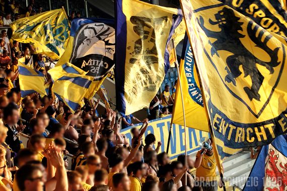 FC Hansa Rostock vs Eintracht Braunschweig (2-0) (11)