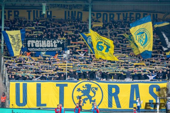 Eintracht Braunschweig vs SpVgg Unterhaching (1-0) (4)