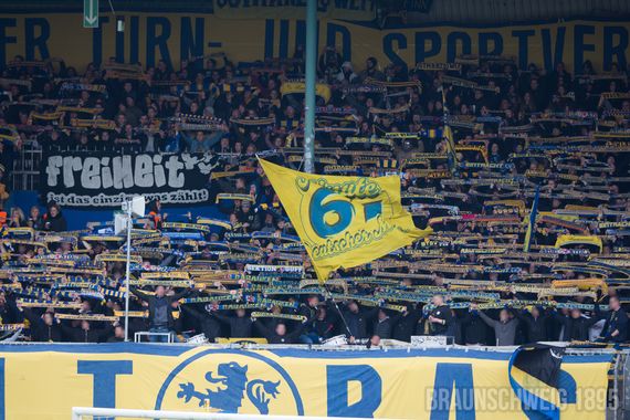 Eintracht Braunschweig vs SG Sonnenhof-Großaspach (1-1) (10)