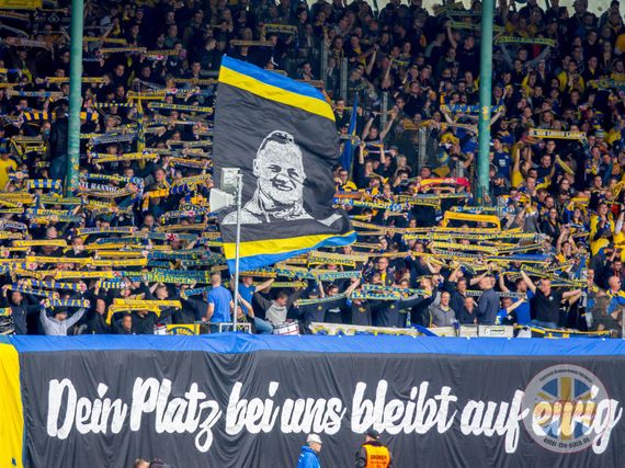 Eintracht Braunschweig vs SpVgg Unterhaching (0-0) (7)