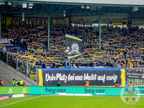 Eintracht Braunschweig vs SpVgg Unterhaching (0-0) (8)